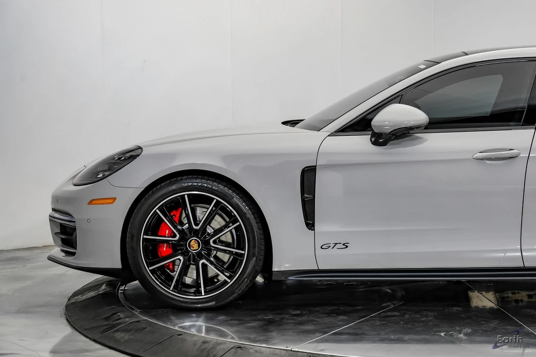 2023 Porsche 971 Panamera GTS - Image 9 of 31