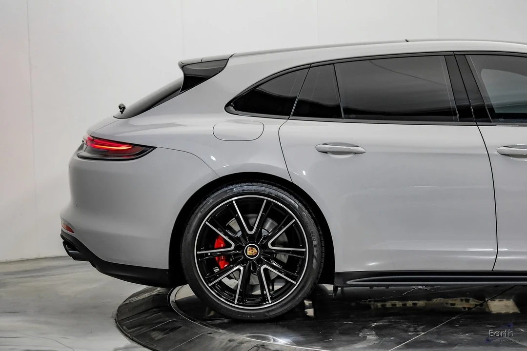 2023 Porsche 971 Panamera GTS - Image 21 of 31