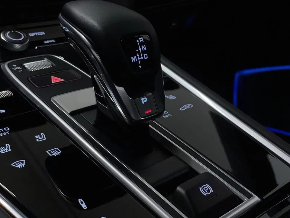 2023 Porsche 971 Panamera GTS - Image 15 of 20