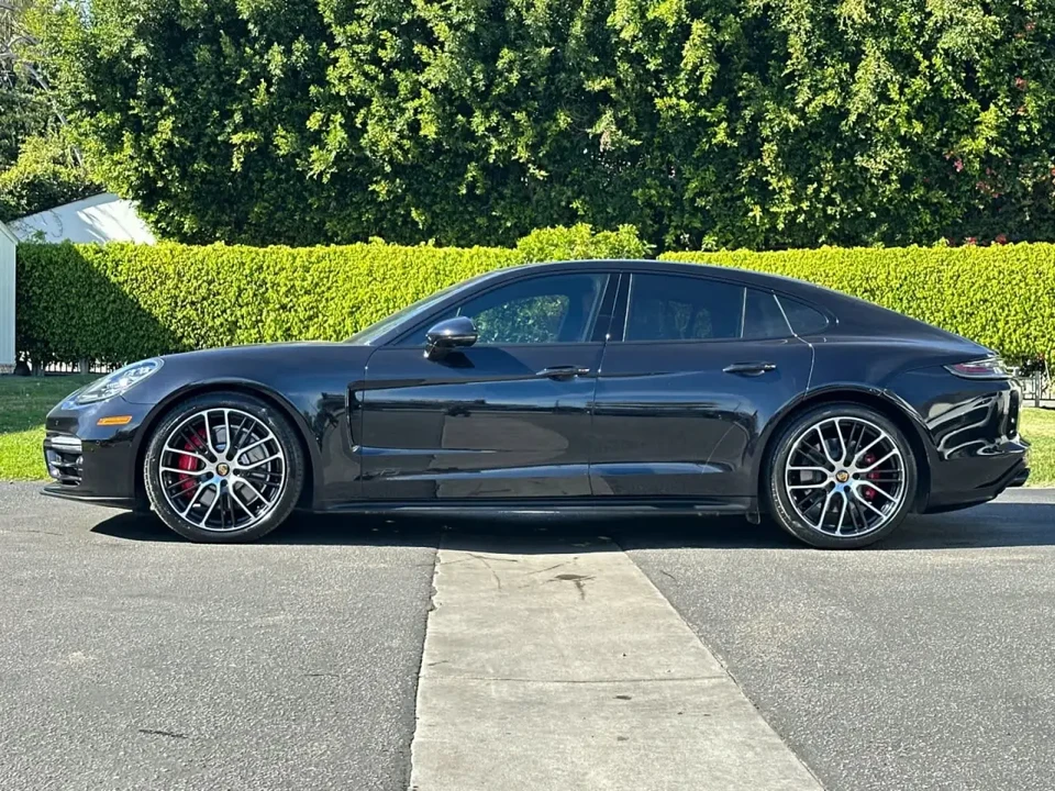 2023 Porsche 971 Panamera GTS - Image 2 of 12
