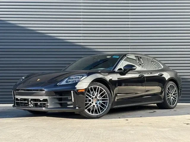 2023 Porsche 971 Panamera GTS - Image 12 of 12
