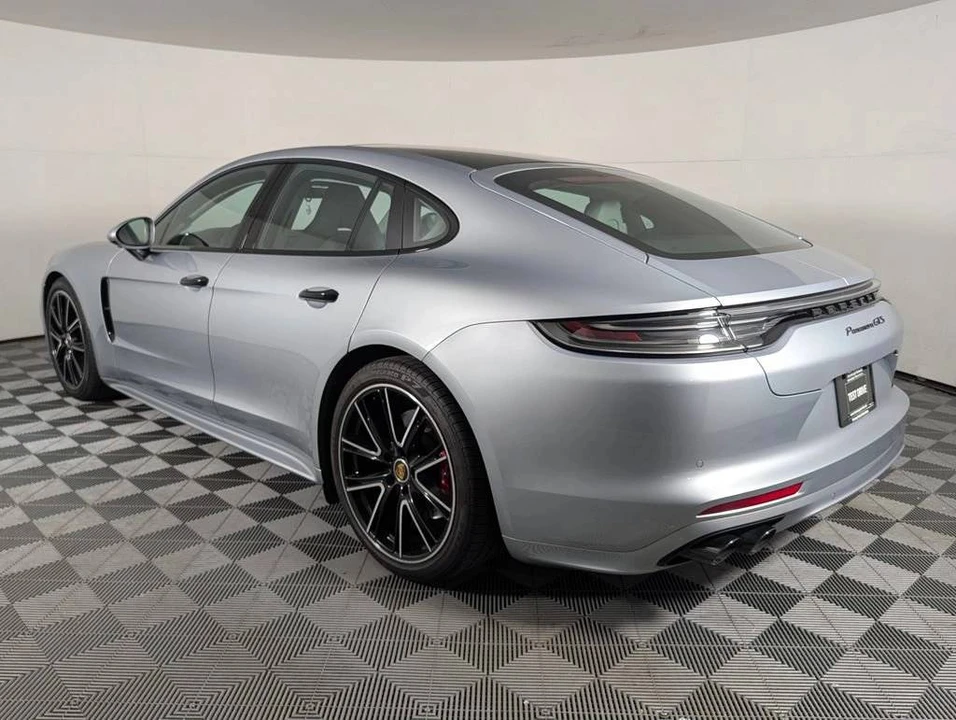 2023 Porsche 971 Panamera GTS - Image 3 of 5