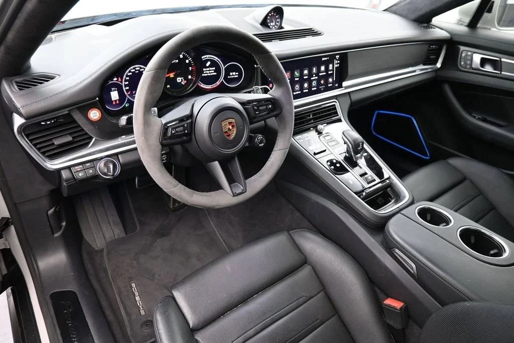 2023 Porsche 971 Panamera GTS - Image 4 of 5