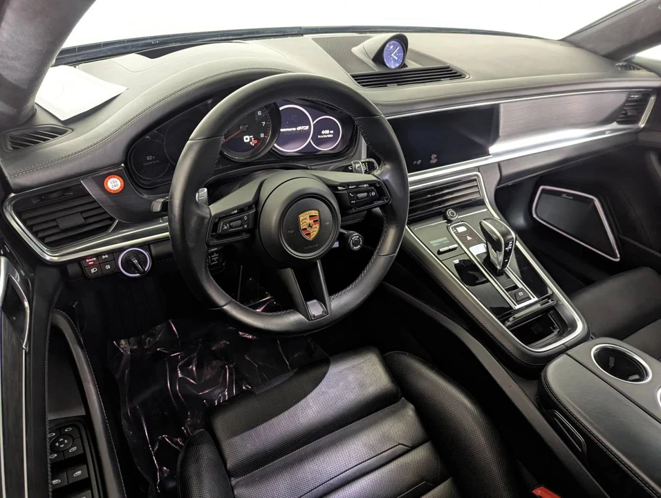 2023 Porsche 971 Panamera GTS - Image 4 of 5