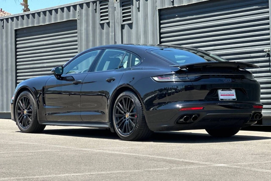 2023 Porsche 971 Panamera GTS - Image 3 of 5