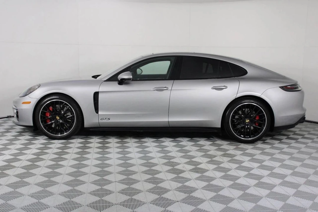 2023 Porsche 971 Panamera GTS - Image 2 of 5