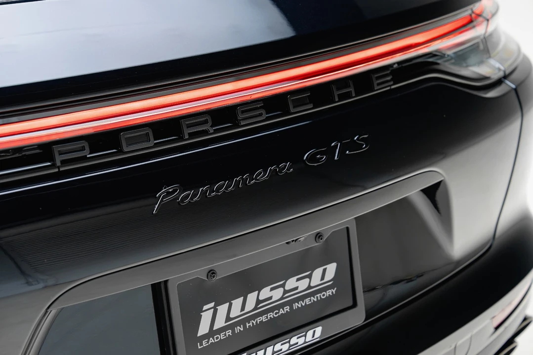 2023 Porsche 971 Panamera Sport Turismo - Image 25 of 31