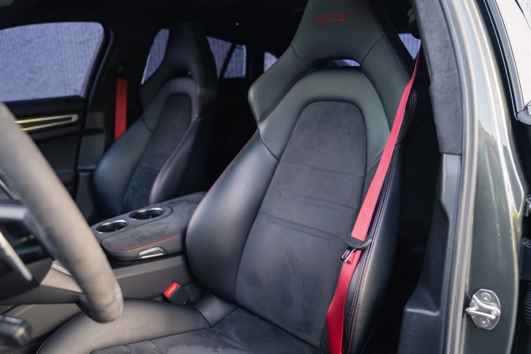 2023 Porsche 971 Panamera GTS - Image 28 of 31