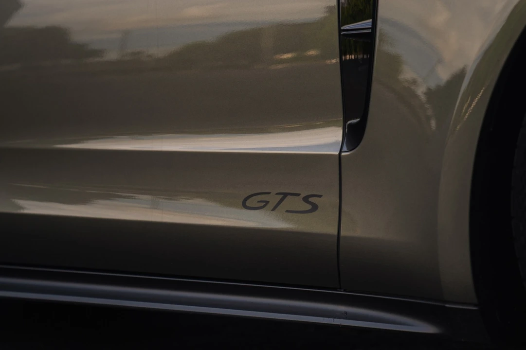 2023 Porsche 971 Panamera GTS - Image 18 of 31
