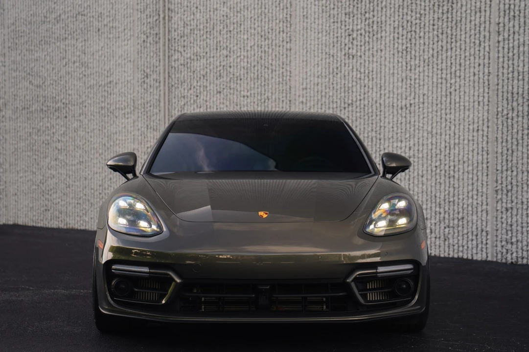 2023 Porsche 971 Panamera GTS - Image 10 of 31