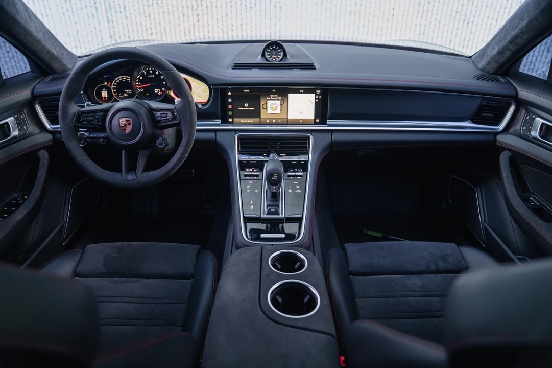 2023 Porsche 971 Panamera GTS - Image 3 of 31