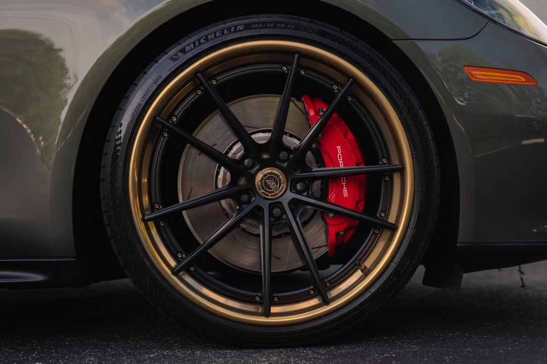 2023 Porsche 971 Panamera GTS - Image 15 of 31