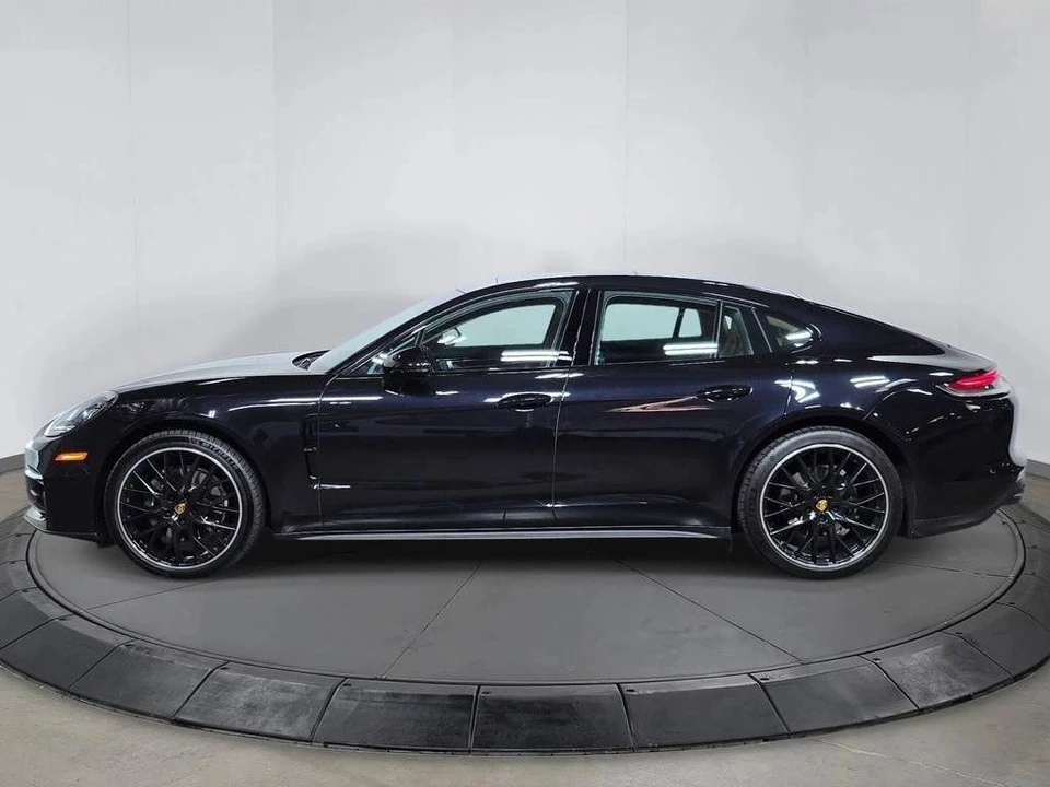 2023 Porsche 971 Panamera - Image 2 of 5