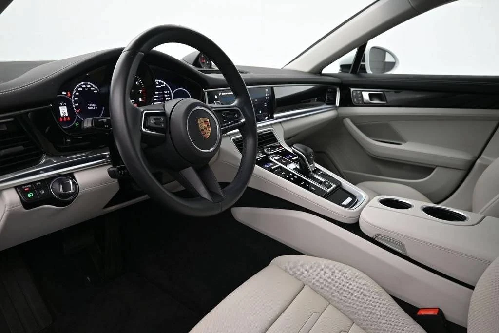 2023 Porsche 971 Panamera - Image 4 of 5