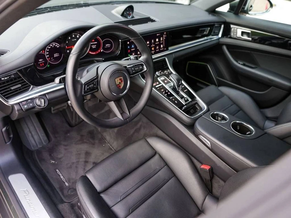 2023 Porsche 971 Panamera - Image 4 of 5