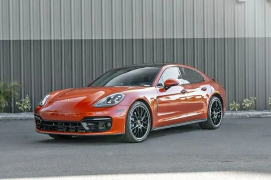 2023 Porsche Panamera