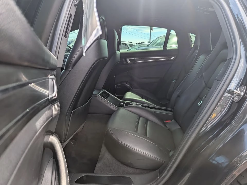 2023 Porsche 971 Panamera - Image 6 of 10