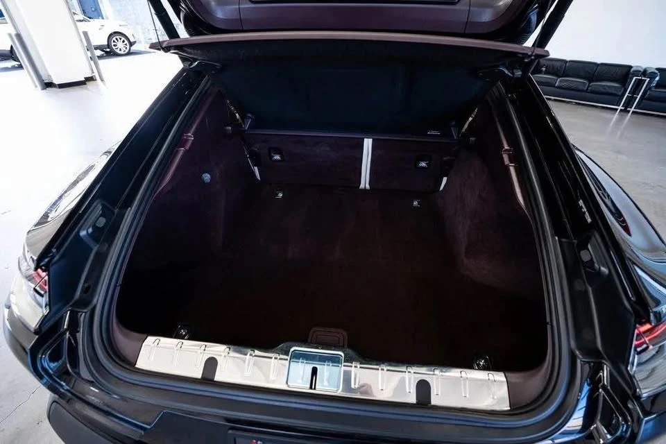 2023 Porsche 971 Panamera - Image 19 of 20