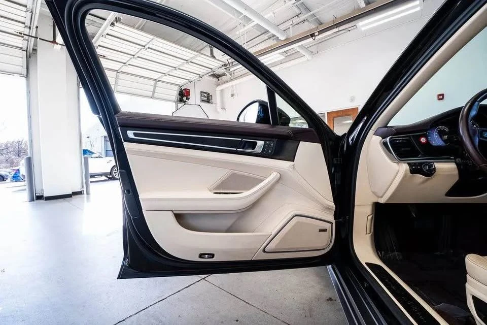 2023 Porsche 971 Panamera - Image 12 of 20