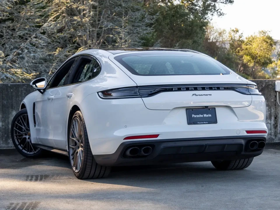 2023 Porsche 971 Panamera - Image 3 of 11