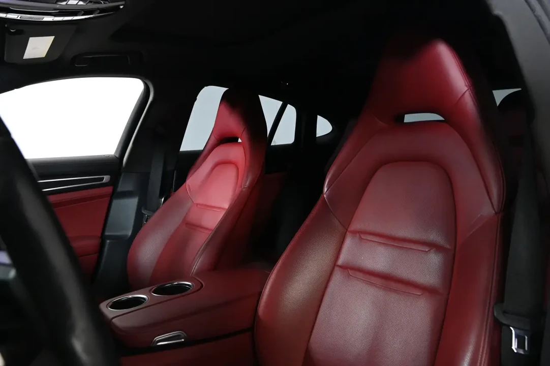 2023 Porsche 976 Panamera - Image 5 of 7