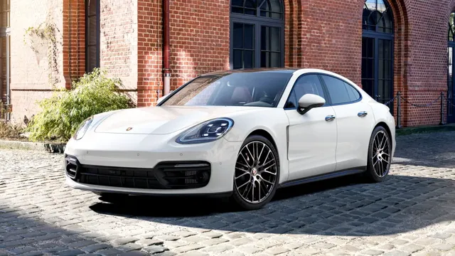 2023 Porsche Panamera Platinum Edition