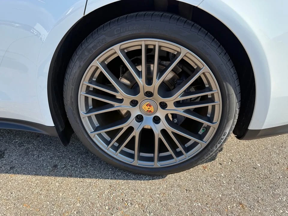2023 Porsche 971 Panamera - Image 12 of 14