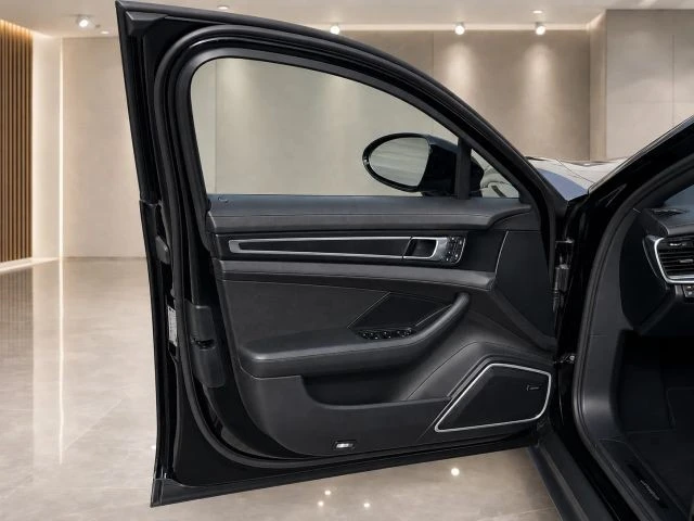 2023 Porsche 971 Panamera - Image 20 of 25