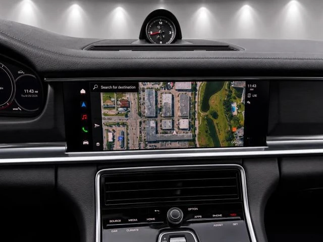 2023 Porsche 971 Panamera - Image 16 of 25
