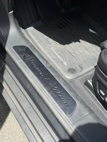 2023 Porsche 971 Panamera - Image 17 of 31