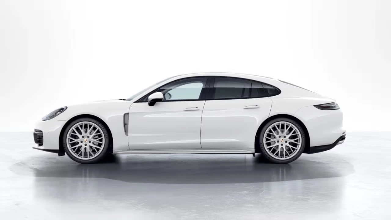 2023 Porsche 971 Panamera - Image 12 of 30
