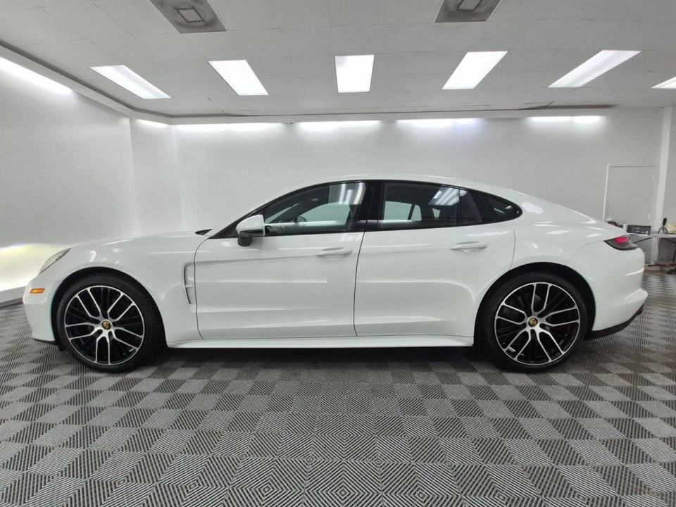 2023 Porsche 971 Panamera - Image 2 of 4