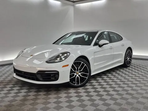 2023 Porsche Panamera Platinum Edition