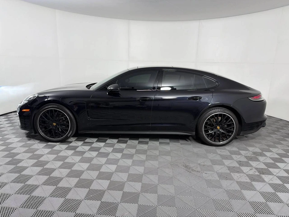 2023 Porsche 971 Panamera - Image 2 of 5