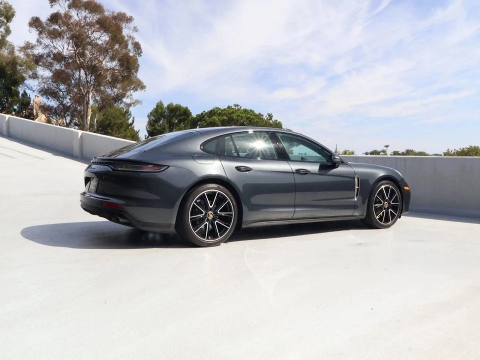 2023 Porsche 971 Panamera - Image 4 of 5