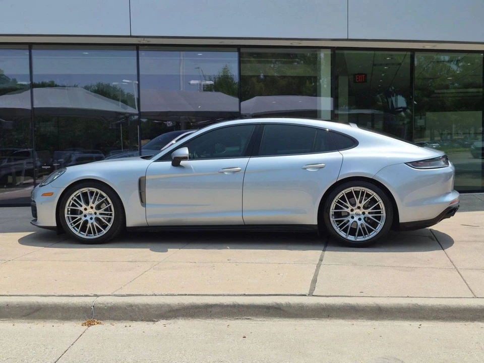 2023 Porsche 971 Panamera - Image 2 of 5