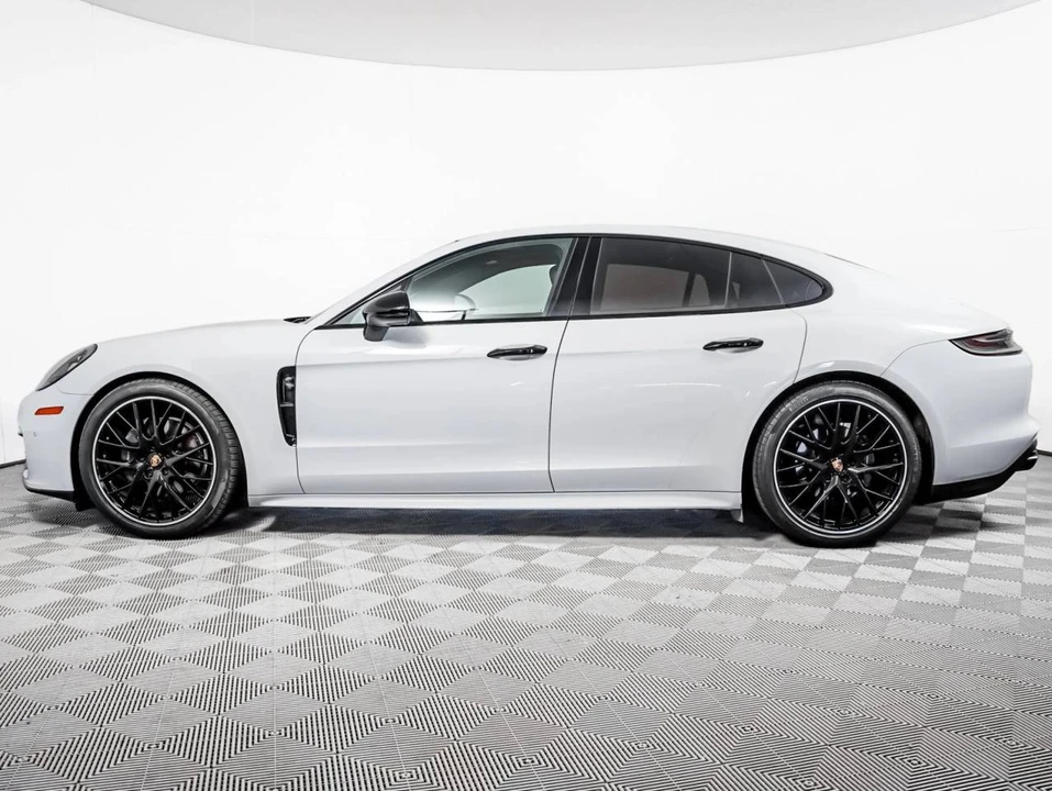 2023 Porsche 971 Panamera - Image 2 of 5
