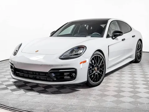 2023 Porsche Panamera Platinum Edition
