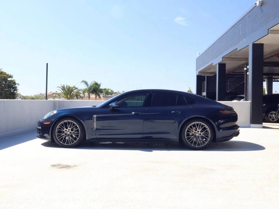 2023 Porsche 971 Panamera - Image 2 of 5