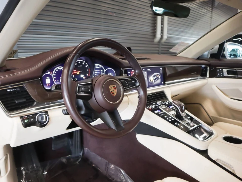 2023 Porsche 971 Panamera - Image 4 of 5