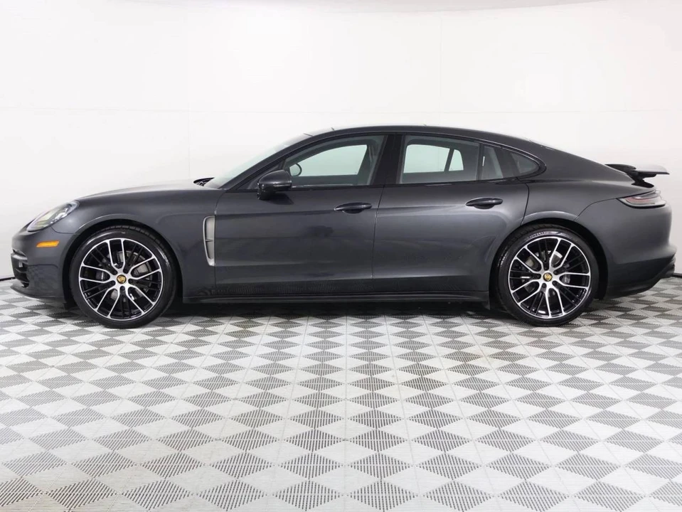 2023 Porsche 971 Panamera - Image 2 of 5