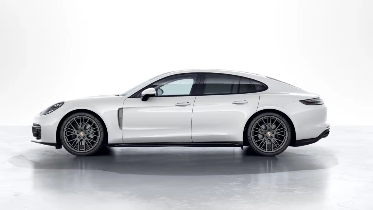 2023 Porsche 971 Panamera - Image 12 of 31
