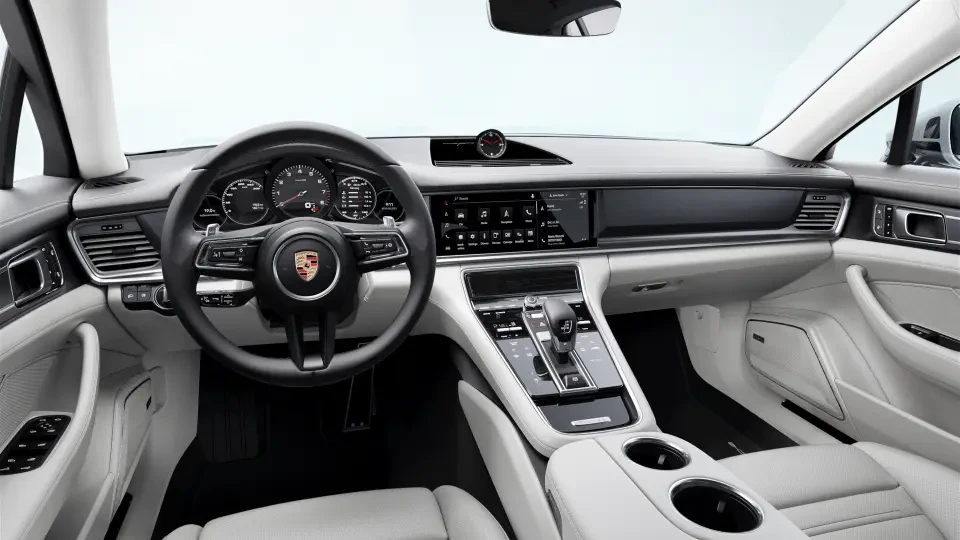 2023 Porsche 971 Panamera - Image 31 of 31