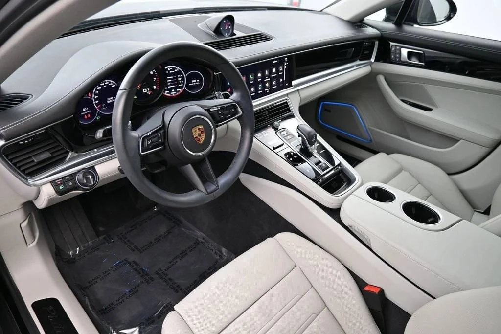 2023 Porsche 971 Panamera - Image 4 of 5
