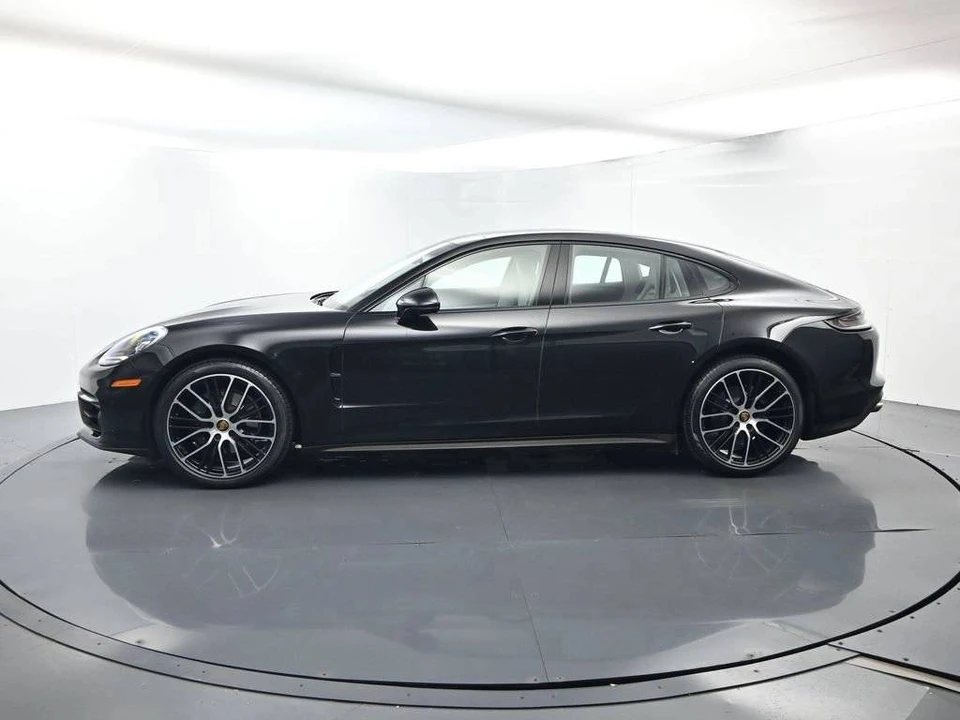 2023 Porsche 971 Panamera - Image 2 of 5