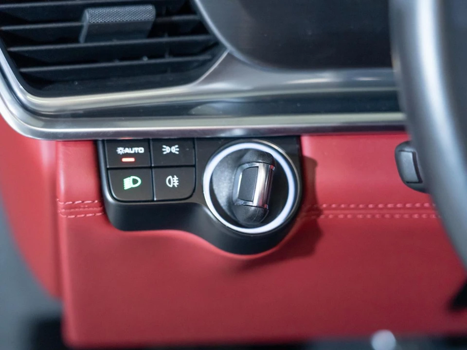 2023 Porsche 971 Panamera - Image 24 of 29