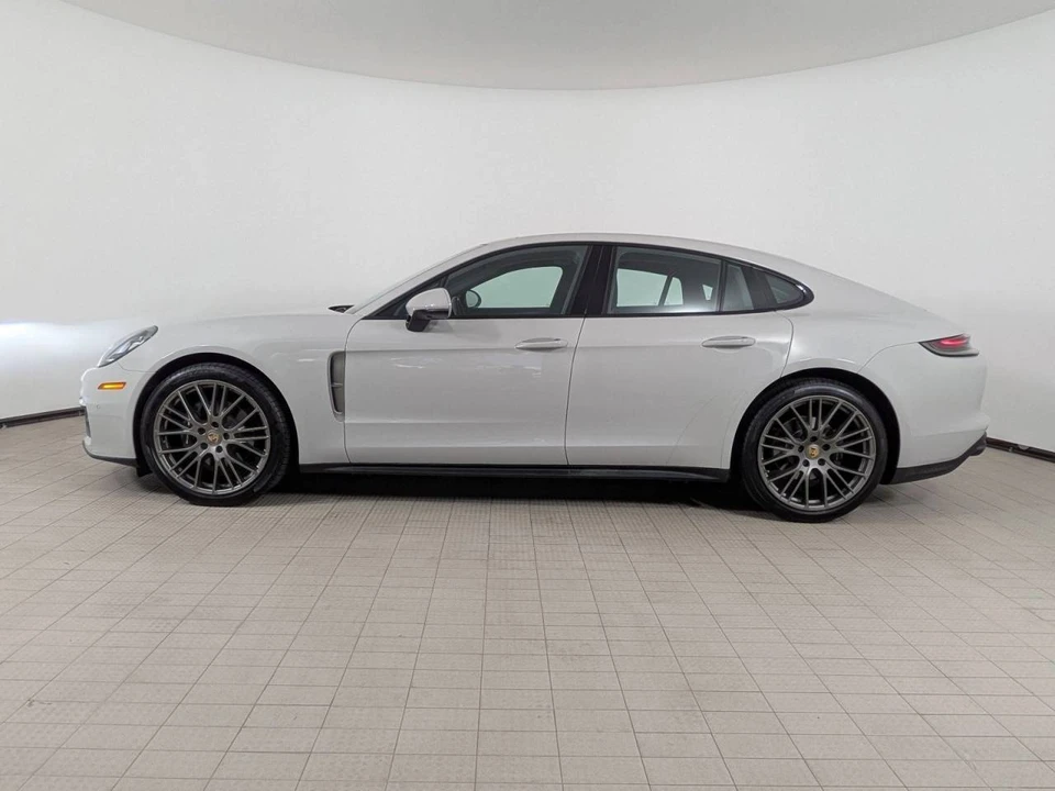2023 Porsche 971 Panamera - Image 2 of 5