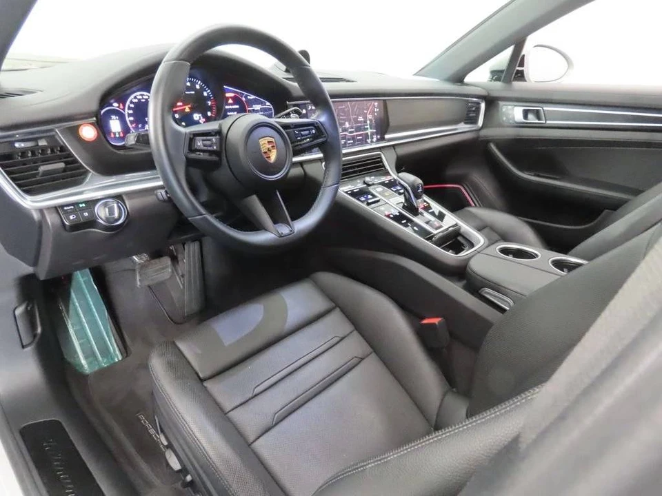 2023 Porsche 971 Panamera - Image 4 of 5