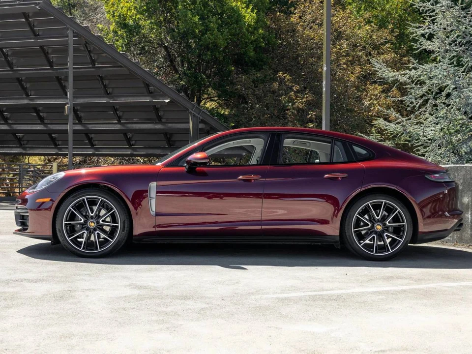 2023 Porsche 971 Panamera - Image 2 of 5