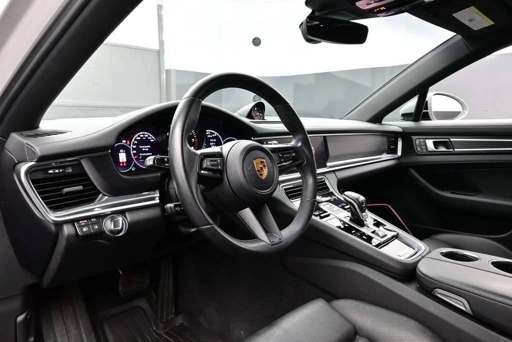 2023 Porsche 971 Panamera - Image 4 of 5